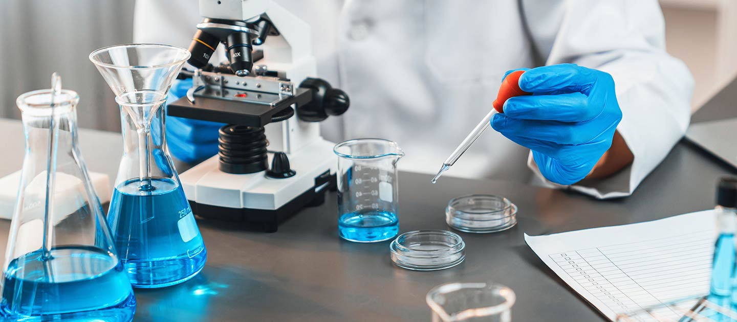 banner-testing-laboratory-1